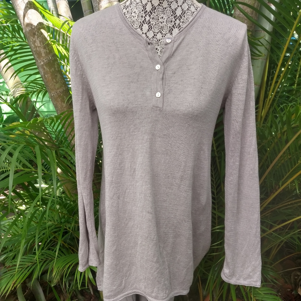 🌴Island Company Asymmetric Hem Casual Henley Top